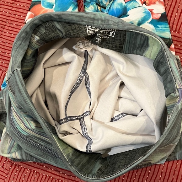 women’s small Leggings Floral / Camo Design capri Evolution and Creative Active - Picture 14 of 14